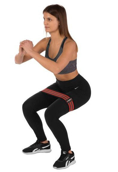 Резинка для фитнеса, развитие ягодичных мышц и бедер