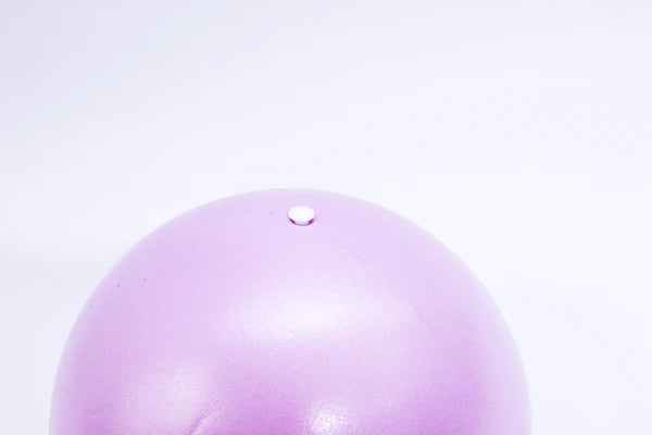 Фитбол LiveUp Mini Ball для эффективных тренировок