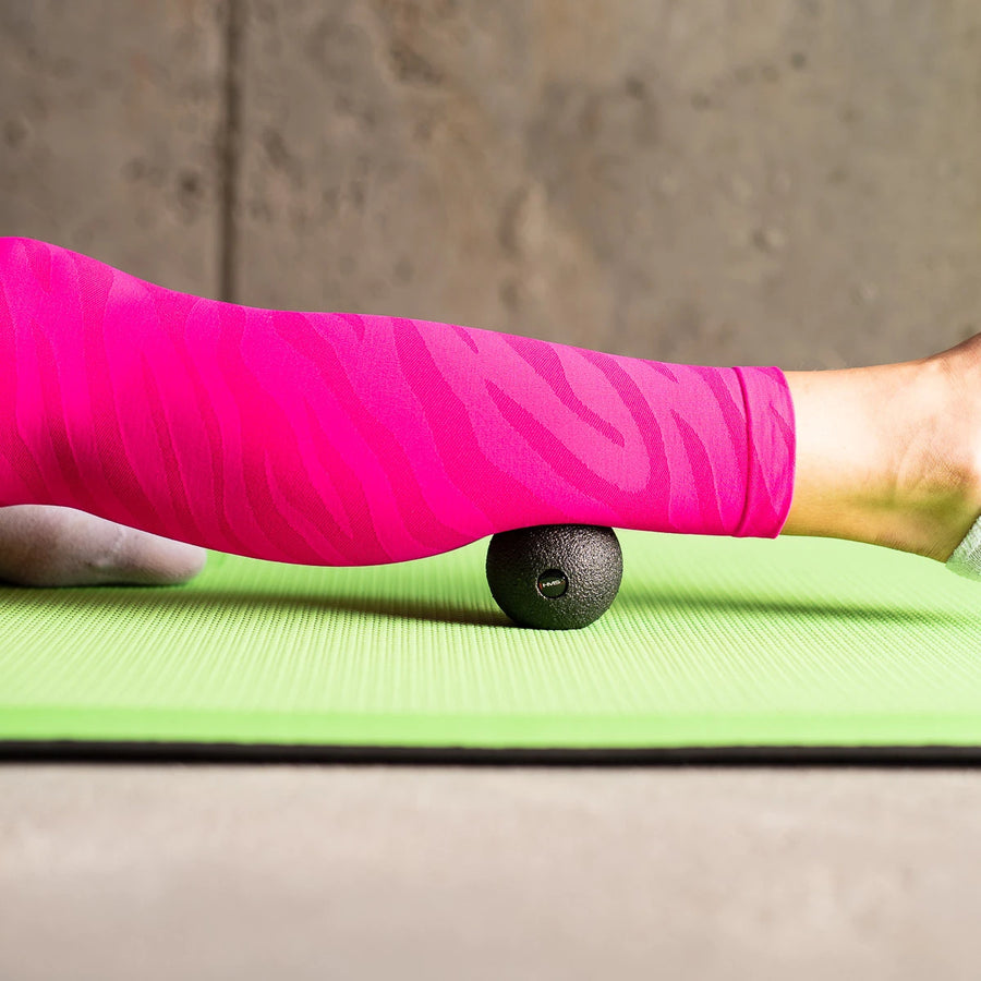 Массажный мяч Abisal BLM01 HMS — точечный самомассаж и релакс