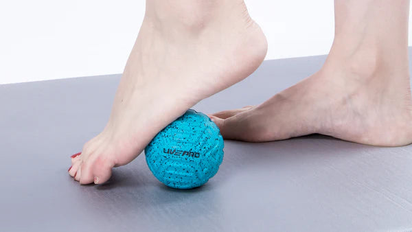 Массажный мяч Livepro LP8507/MC для массажа стоп и мышц